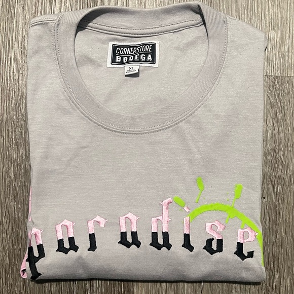 CB Paradise 🌴 Tee - Picture 3 of 3